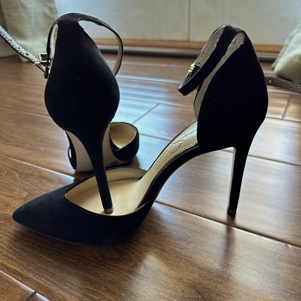 NWT JS ankle strap heels